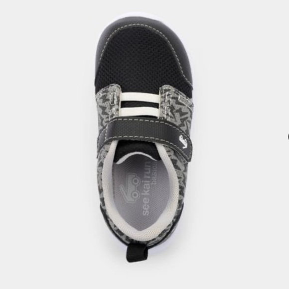 NEW IN BOX See Kai Run Basics Stryker Sneakers 5 - Picture 4 of 5